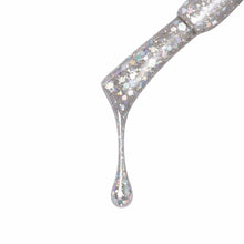 تحميل الصورة إلى عارض المعرض، طلاء أظافر L 2586 Silver Shadow 15 مل