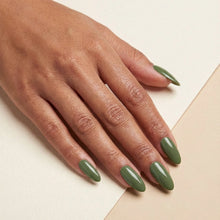 تحميل الصورة إلى عارض المعرض، طلاء أظافر L 2697 Hunter Green 15 مل