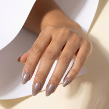 Load image into Gallery viewer, N 3039 – Stone Mauve Cat-Eye Gel Polish – 15 ml | TPO & HEMA Free Long-Lasting, High-Glossy, Magnetic Nude Mauve Gel Polish