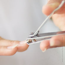Load image into Gallery viewer, Pro Cuti Clip – Stainless Steel Cuticle Clipper | Professional Nail Care Tool