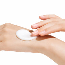 تحميل الصورة إلى عارض المعرض، Nano® Woody Rose Hand Cream – 50g | Deep Hydration & Softness | Non-Greasy Formula with Sandalwood & Rose