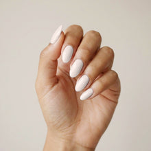 Load image into Gallery viewer, N 2886 – Angel Wing Gel Polish – 15 ml | TPO &amp; HEMA Free Long-Lasting, High-Glossy Pearly Pink Gel Polish