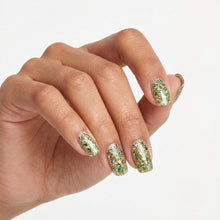 Load image into Gallery viewer, L 2937 Glittery Green Nail Polish – 15ml | High Glossy Gel Like Finish Sparkling Green Nail Lacquer | Glitter Green Nail Polish
