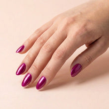 Load image into Gallery viewer, Rich Lilac Chrome Powder – 0.8g | Mirror Chrome Powder Nails | Metallic Purple Chrome Nail Powder